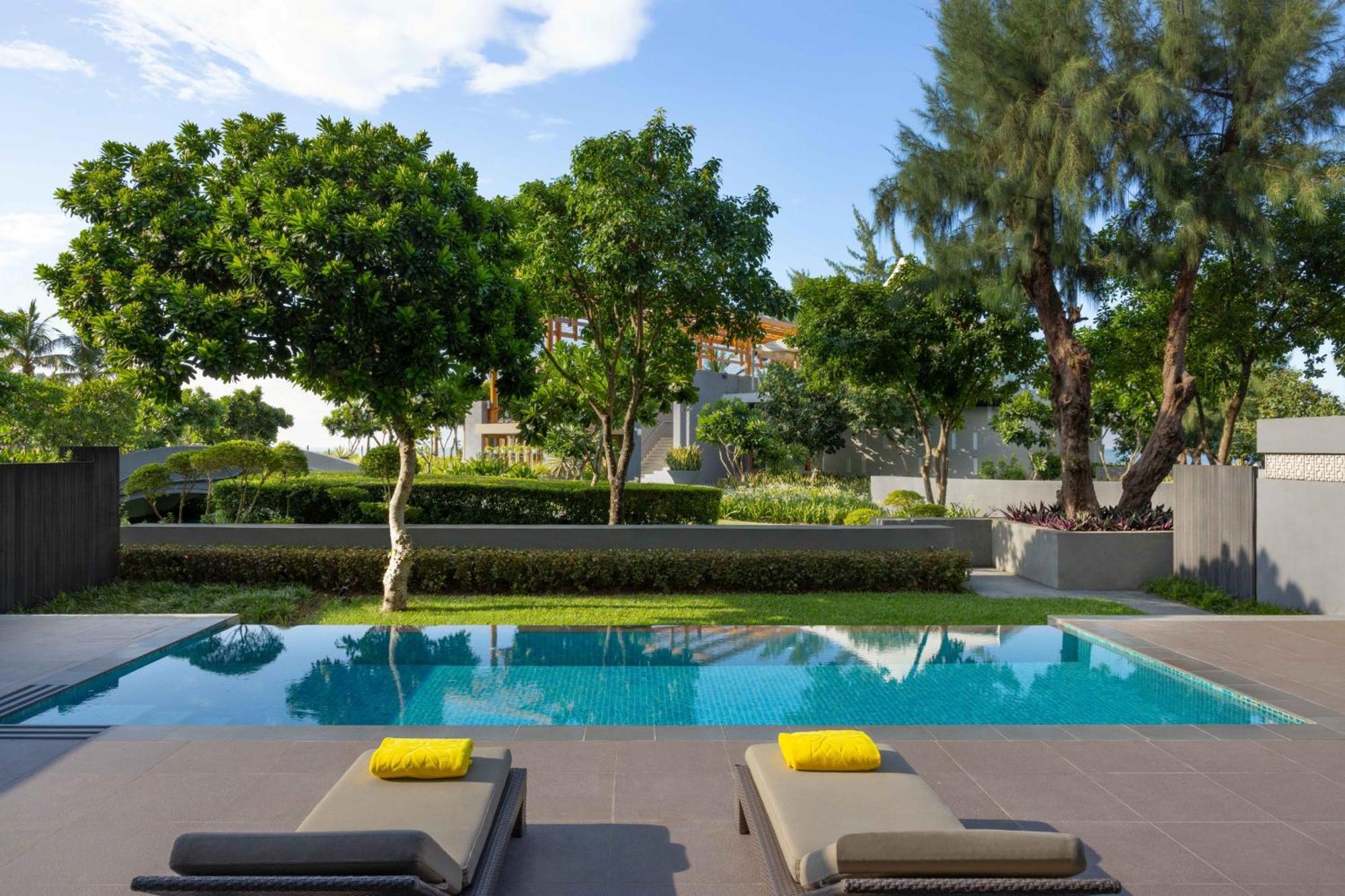 Hotel Angsana Lăng Cô Esterno foto